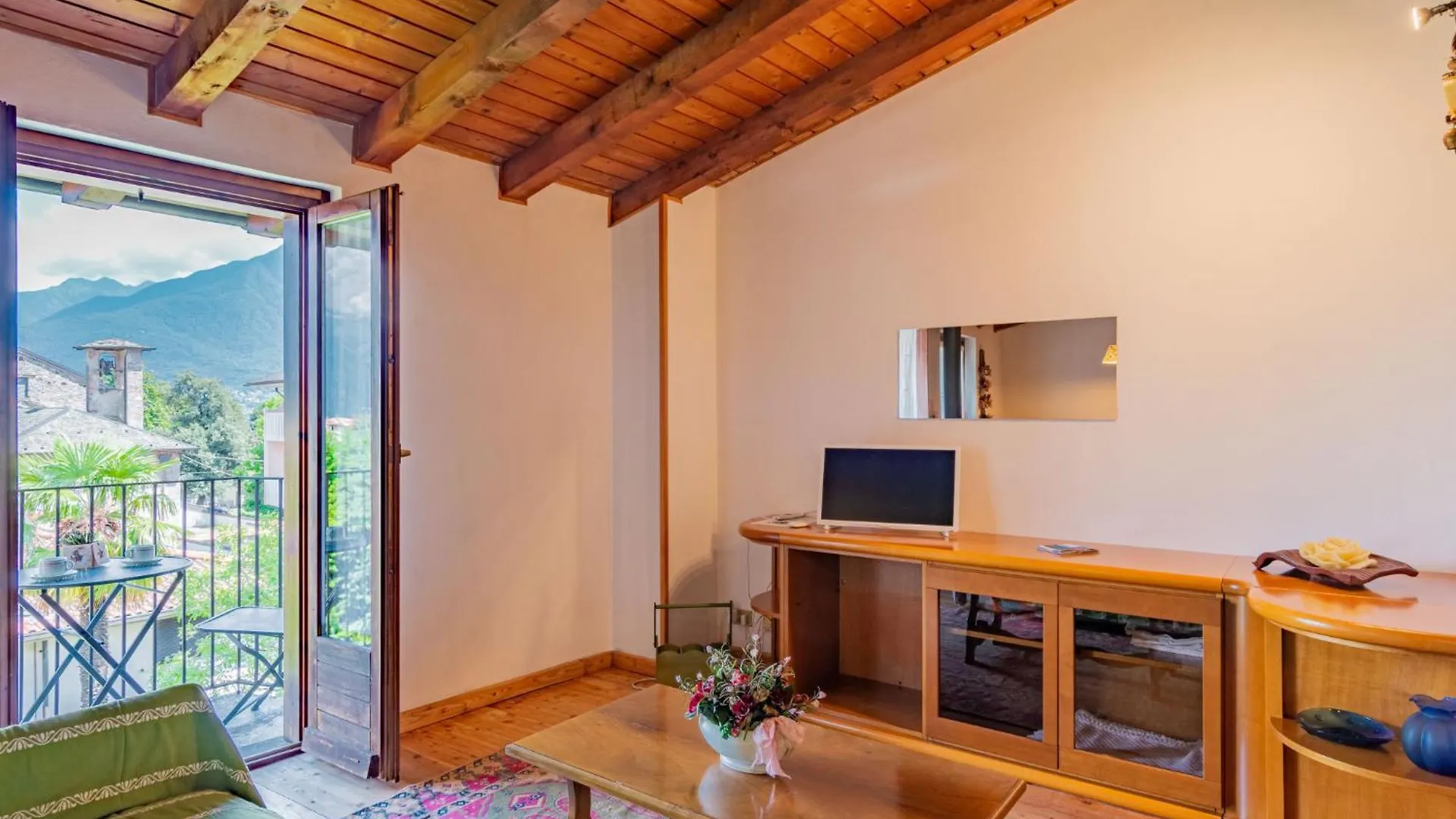Apartment Sogno Di Elvira By Interhome Domaso